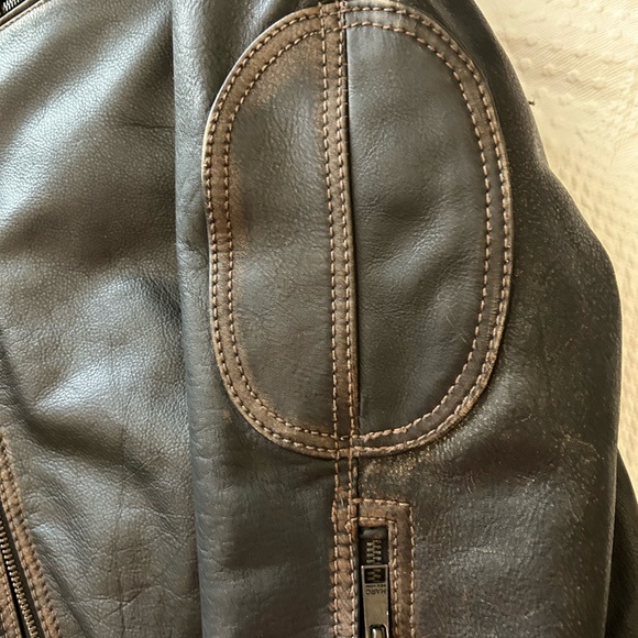 Men’s MarcNY (XL) Dk Brown (inside carry pocket ) LeatherJacket. Zippered cuffs - Picture 4 of 10